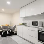 Apartament Host Wise - Spacious Noble Ace Location *