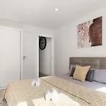 Host Wise - Spacious Noble Ace Location Appartement Oporto