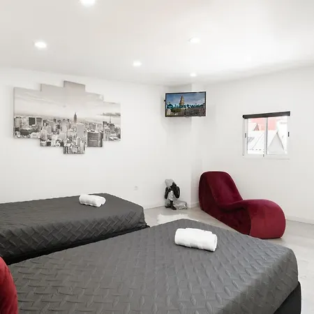 Host Wise - Spacious Noble Ace Location Lejlighed *