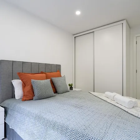 Host Wise - Spacious Noble Ace Location