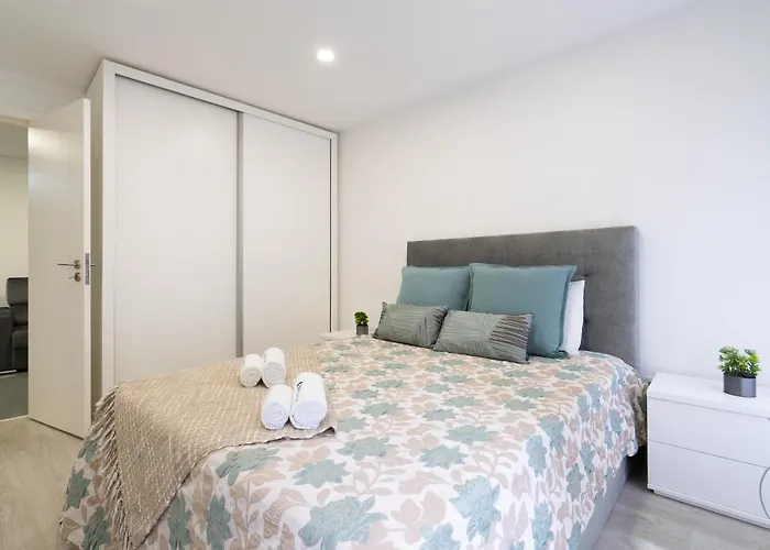 Host Wise - Spacious Noble Ace Location Appartement