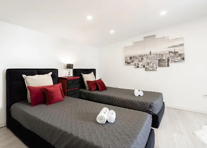 Host Wise - Spacious Noble Ace Location Lejlighed Porto