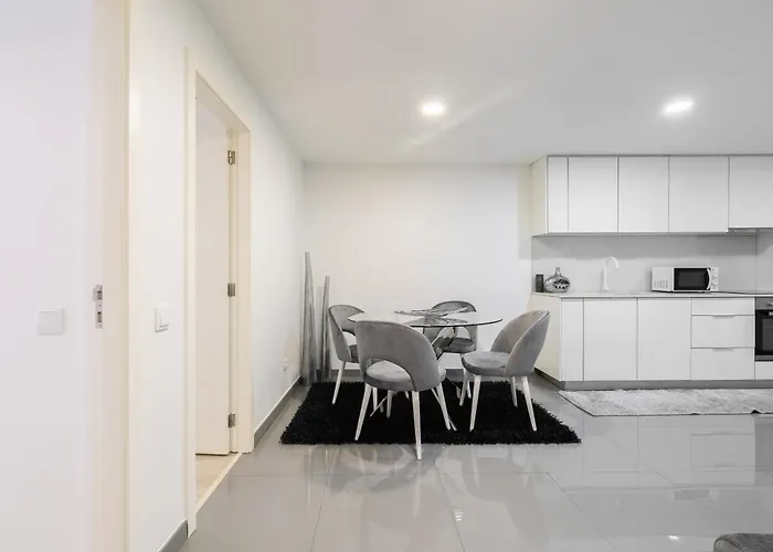 Appartement Host Wise - Spacious Noble Ace Location Oporto