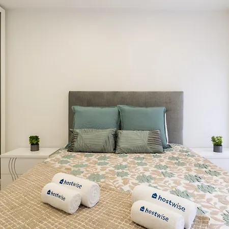 Host Wise - Spacious Noble Ace Location * Porto